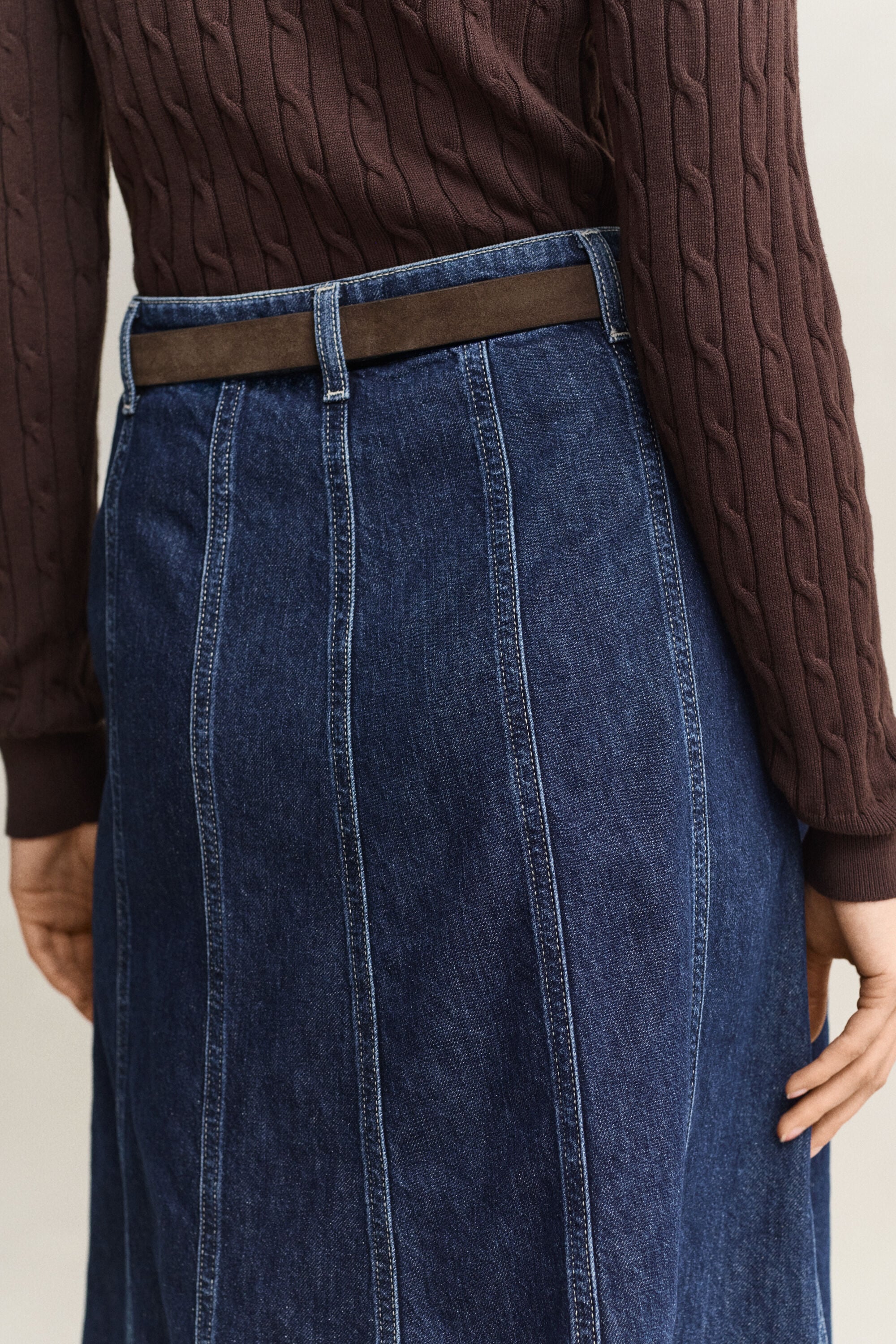 Gonna svasata in denim