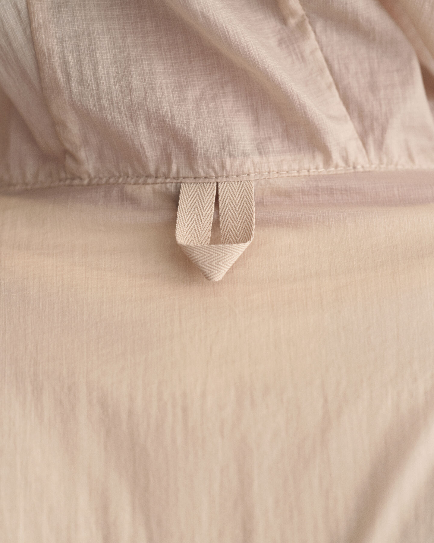 Giacca Windbreaker leggera ripiegabile