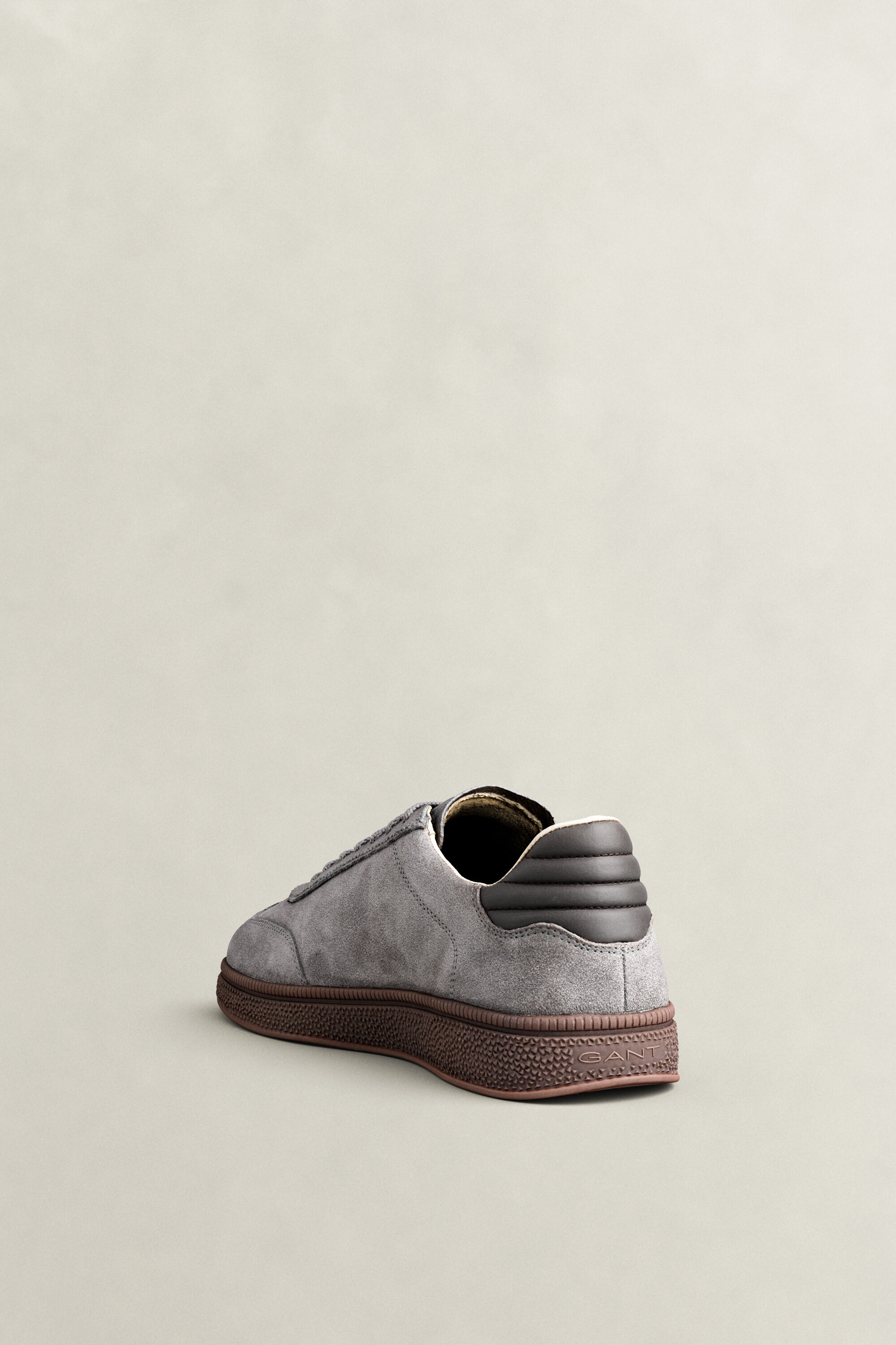Sneakers Cuzmo in camoscio