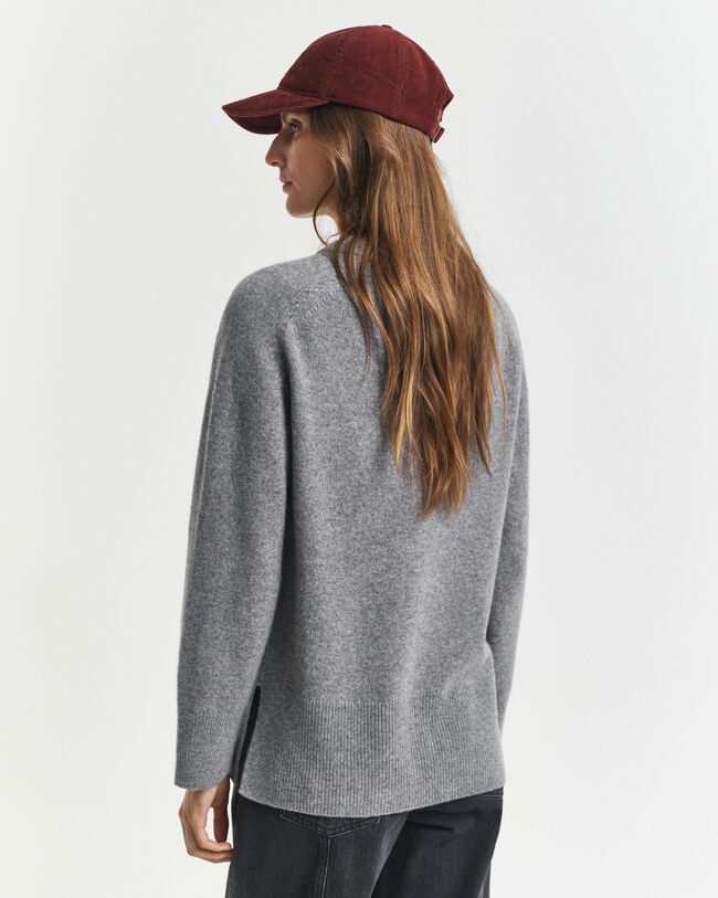 Maglia girocollo in morbida lana misto cashmere