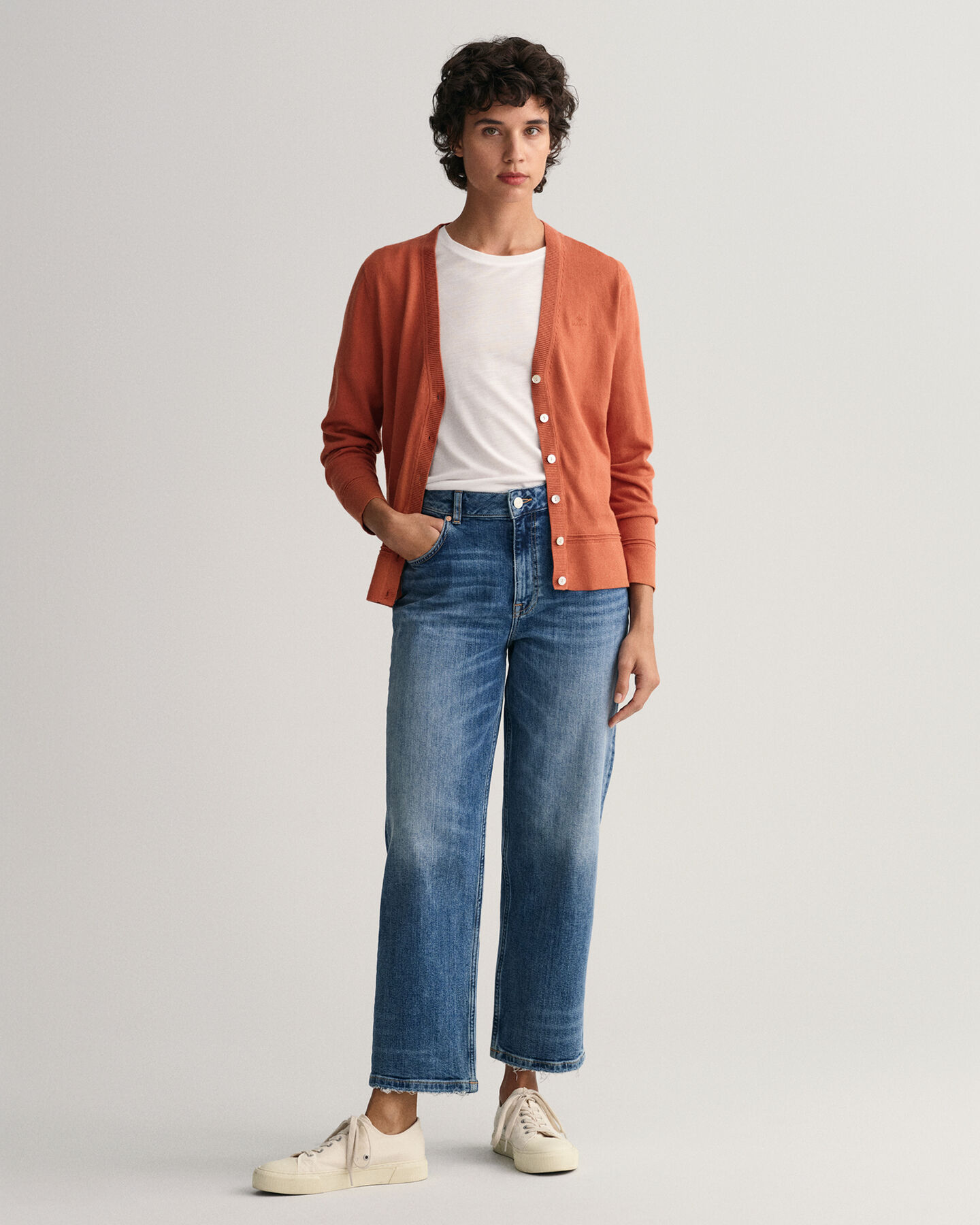 Cardigan con scollo a V in cotone leggero