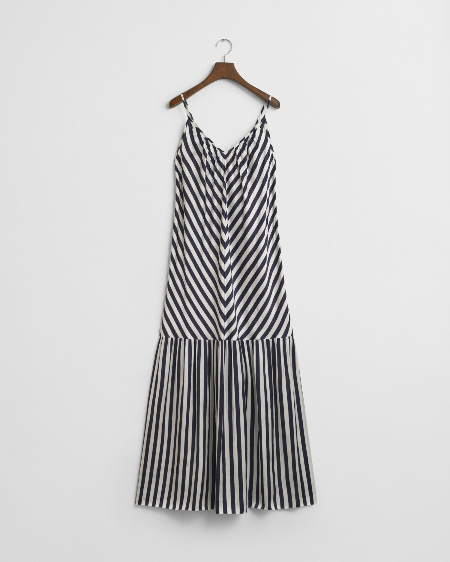 Maxi abito a righe chevron