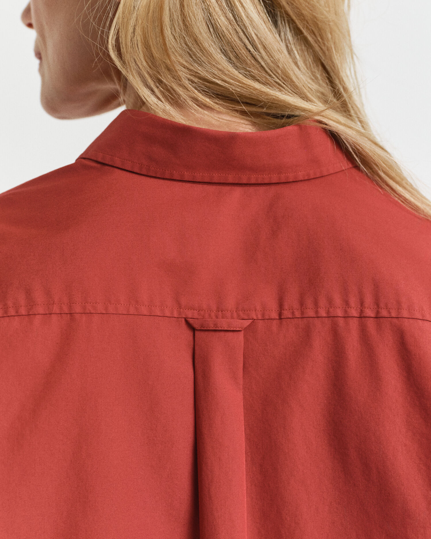 Camicia classica in popeline relaxed fit