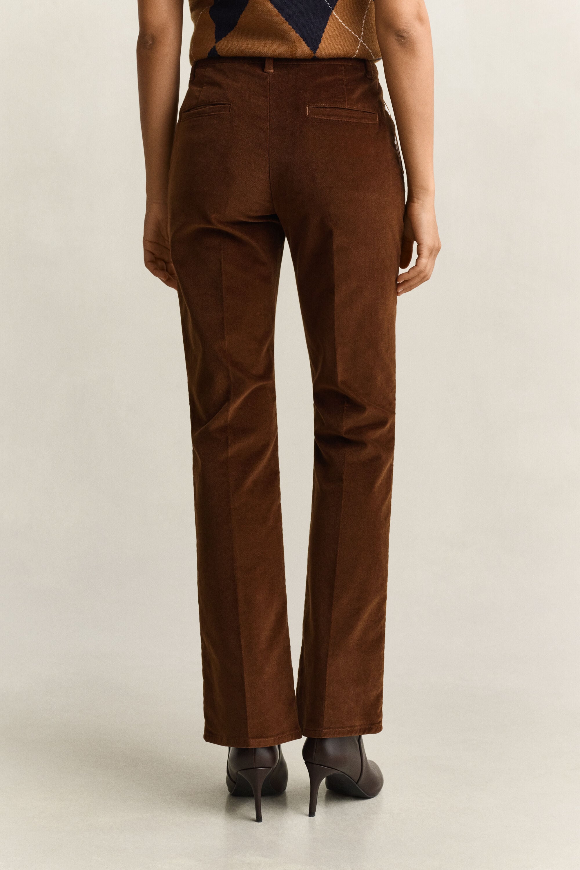 Pantaloni in velluto svasati