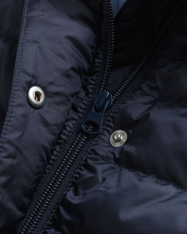 Piumino smanicato leggero