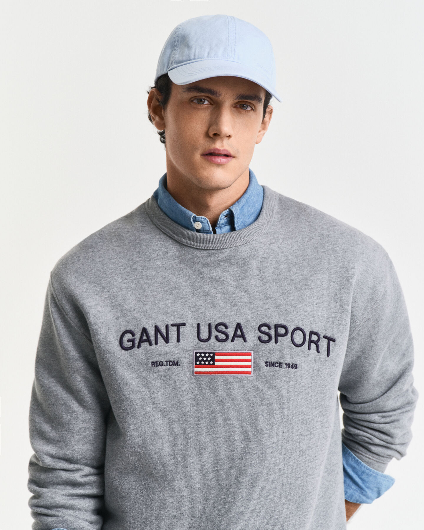 Cappellino in twill di cotone effetto sbiadito