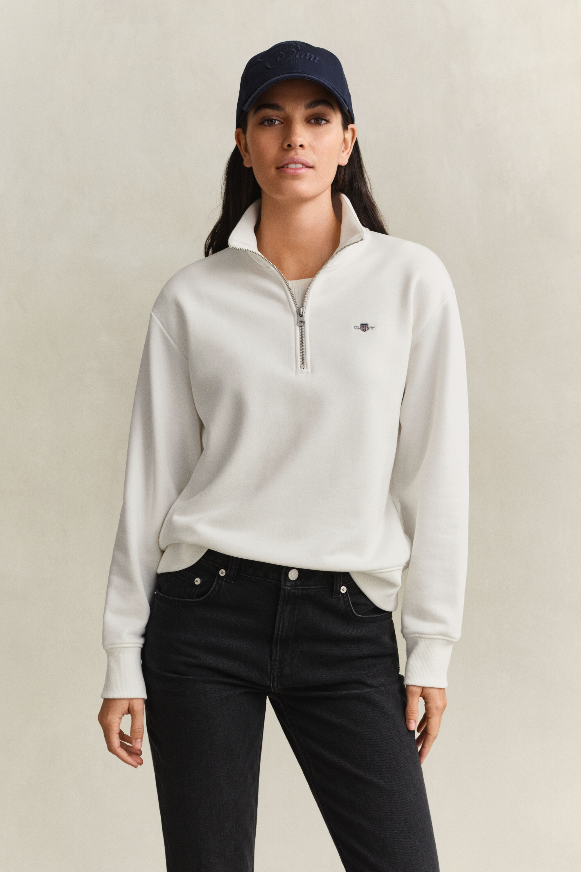 Felpa Shield con zip corta