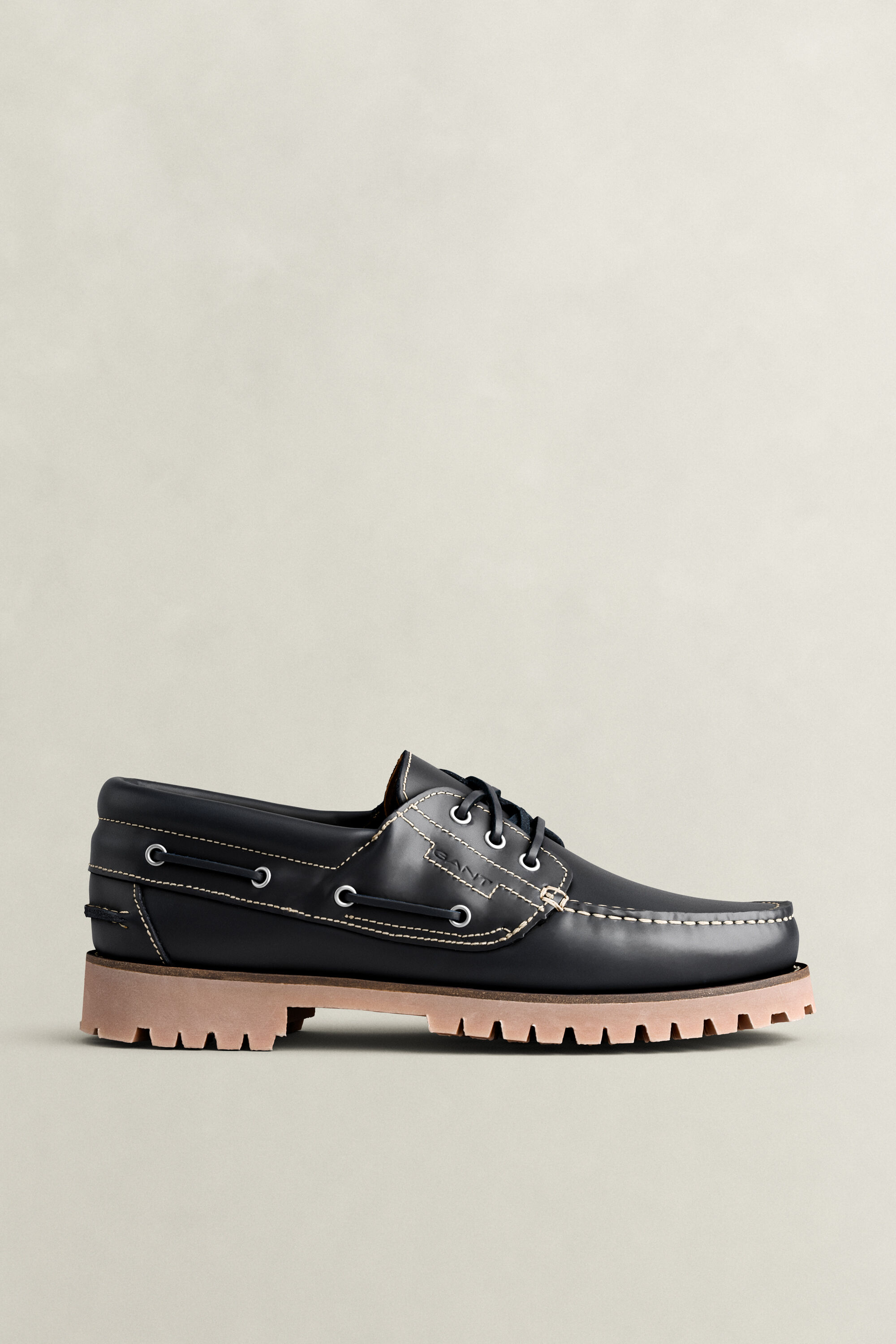 Mocassini stile nautico Tratton in pelle
