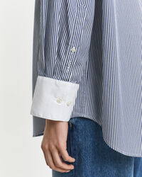 Camicia a righe con colletto a contrasto oversize