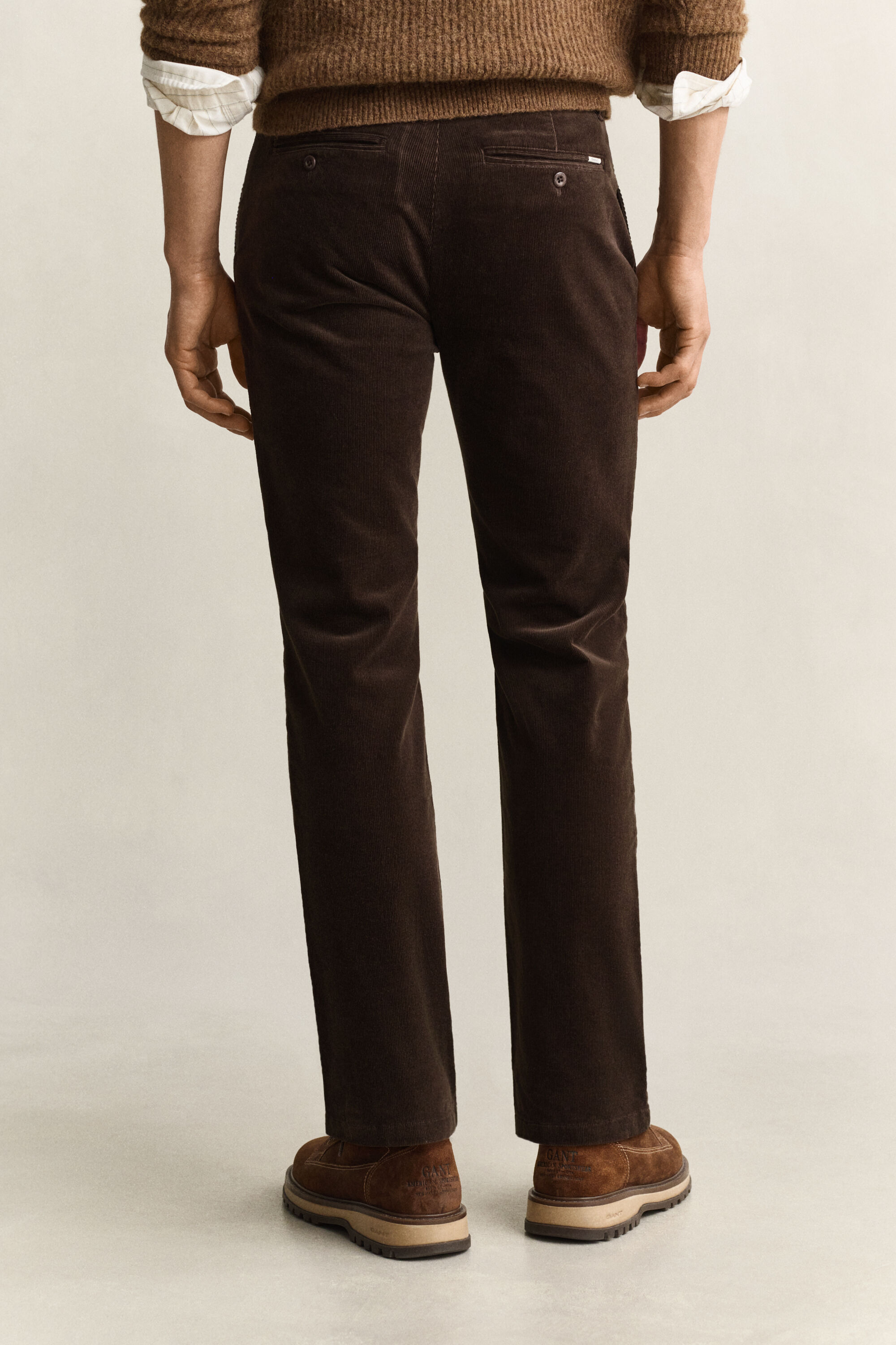 Pantaloni chino in velluto a coste regular