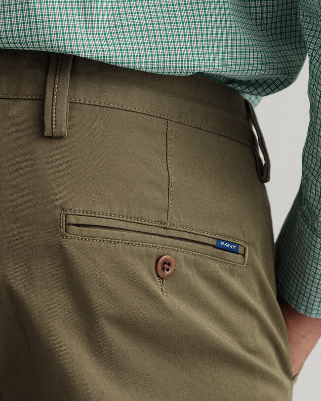 Pantaloni chino Hallden in twill slim fit