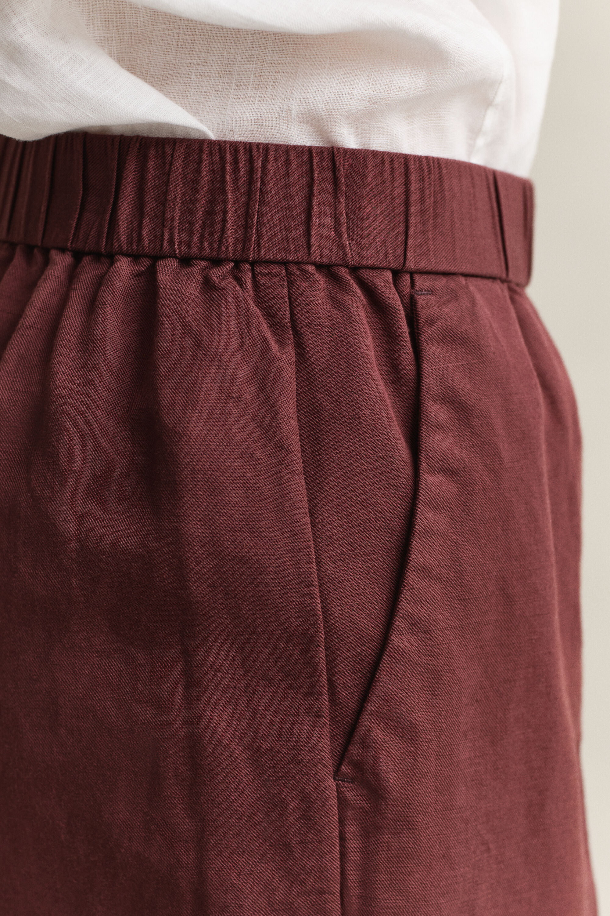 Pantaloncini in misto lino