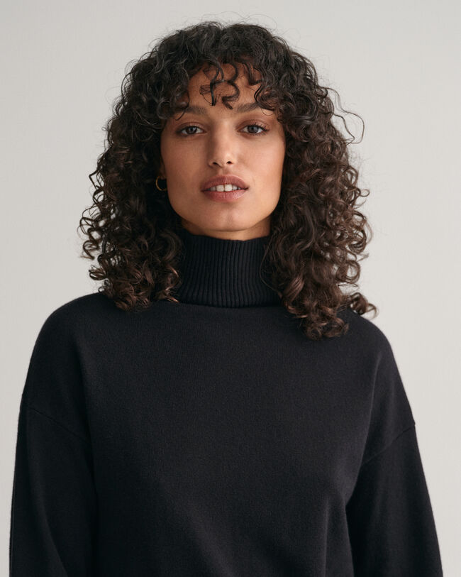 Maglia con colletto dritto in finissima lana d&rsquo;agnello