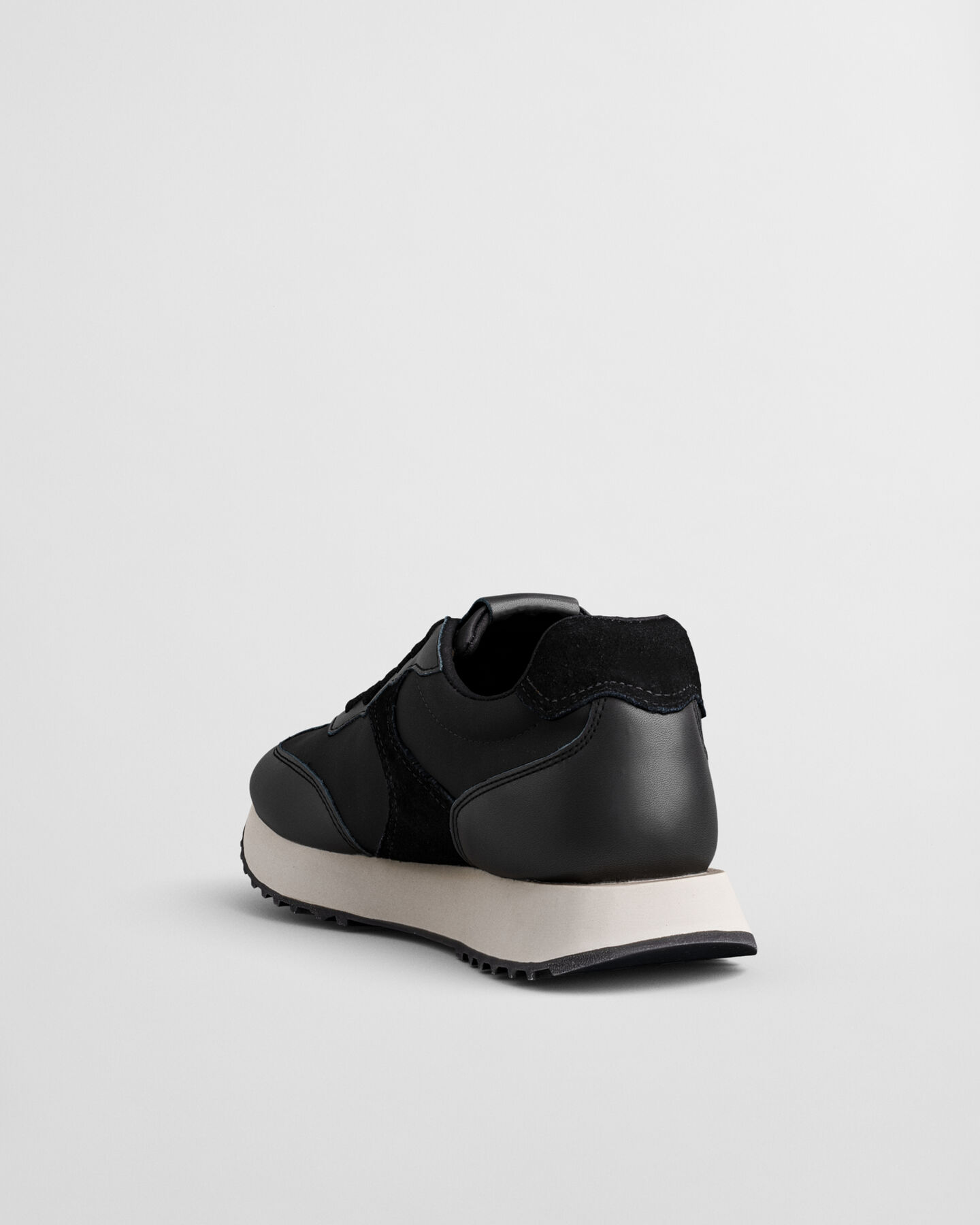 Sneakers Bevinda in pelle e raso