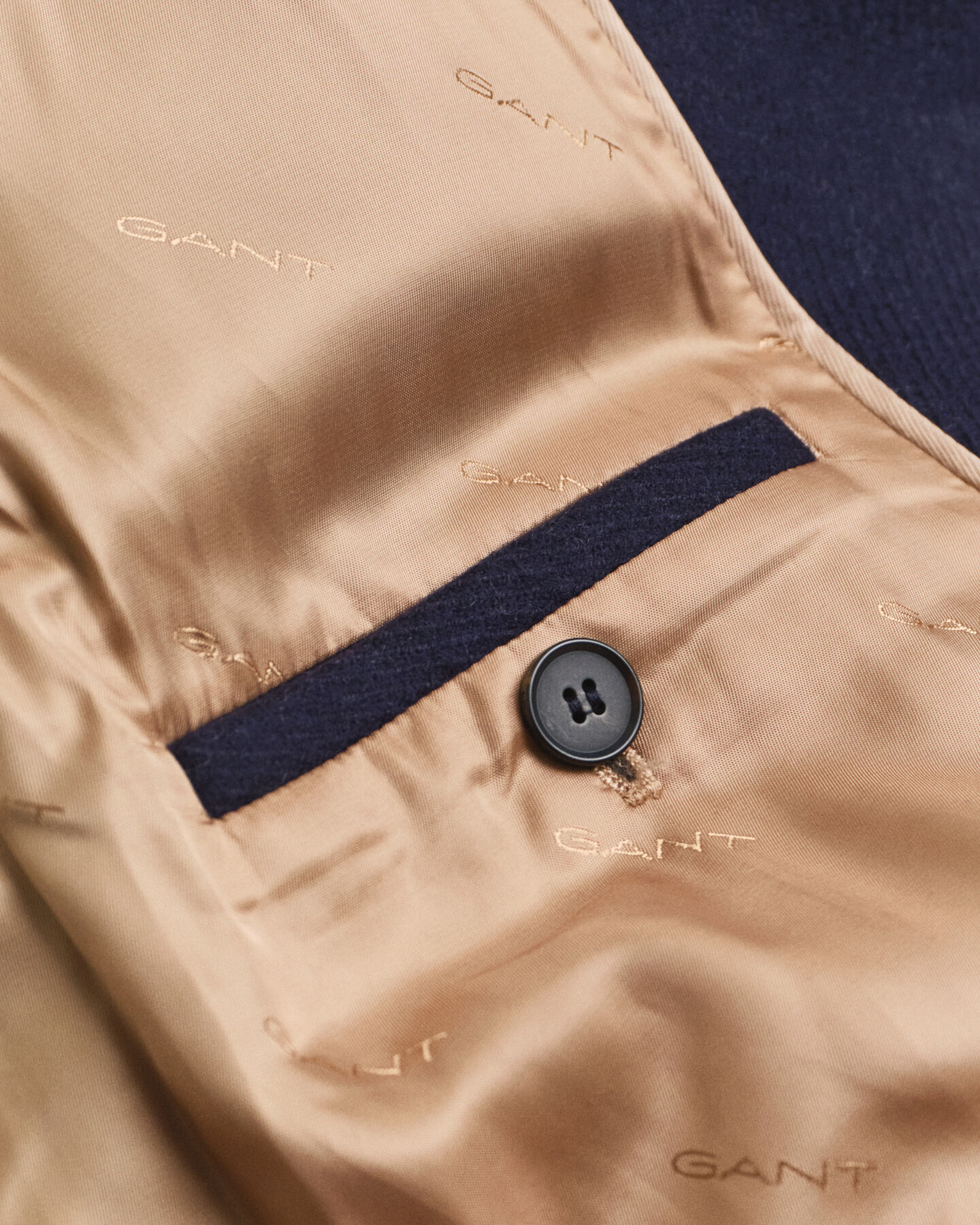 Impermeabile in misto cotone e lana