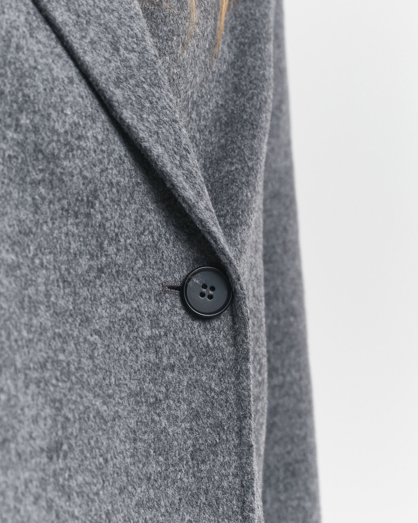 Giacca cucita a mano con cintura