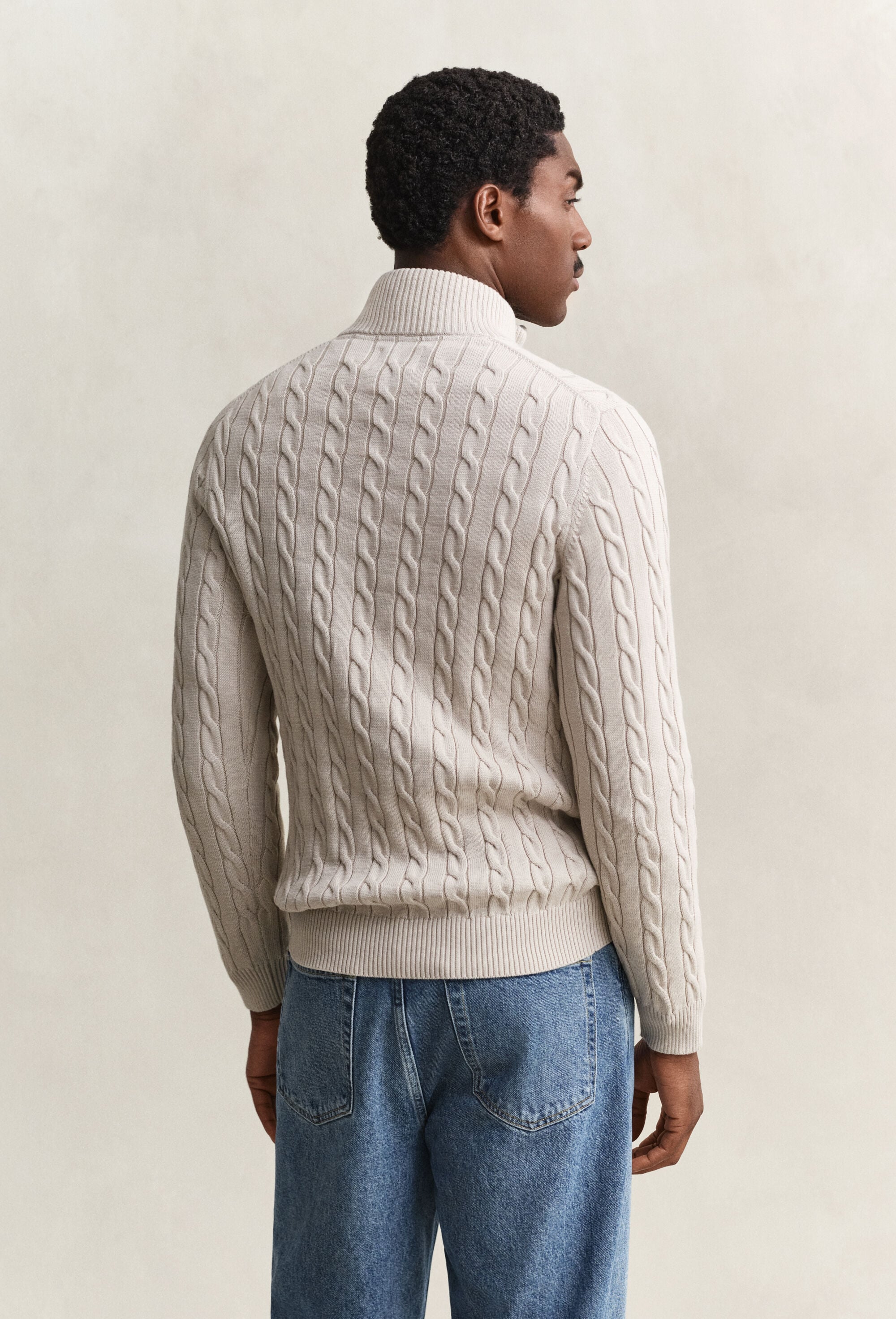 Maglia con zip corta in cotone a trecce