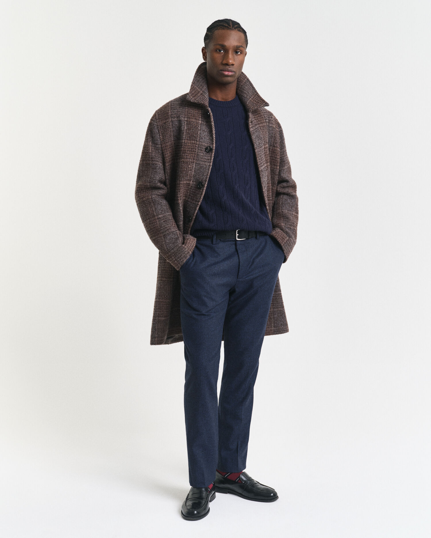 Maglia girocollo a trecce in lana d’agnello