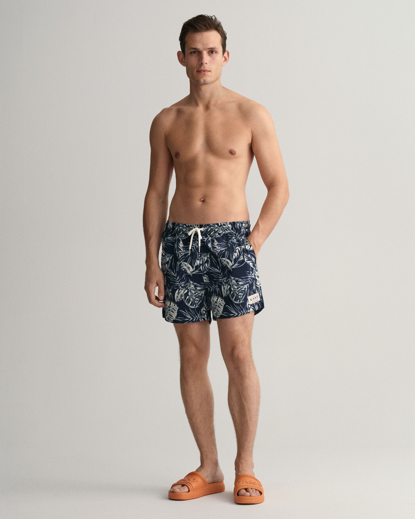 Pantaloncini da bagno con stampa Tropical Leaves Classic Fit