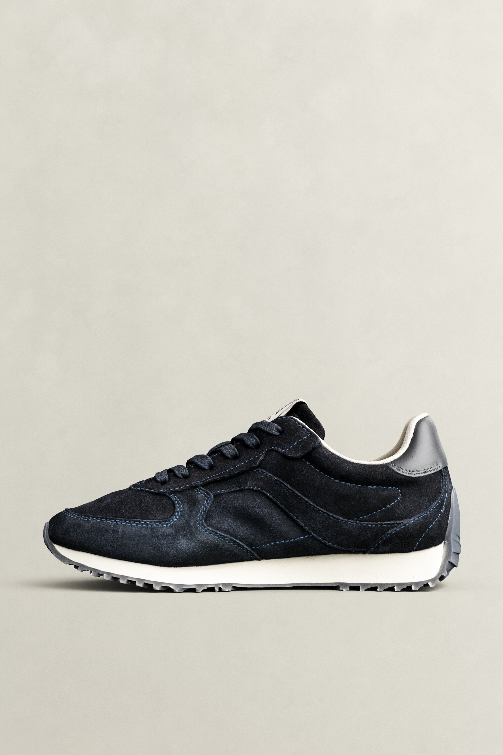 Sneakers Beja in camoscio