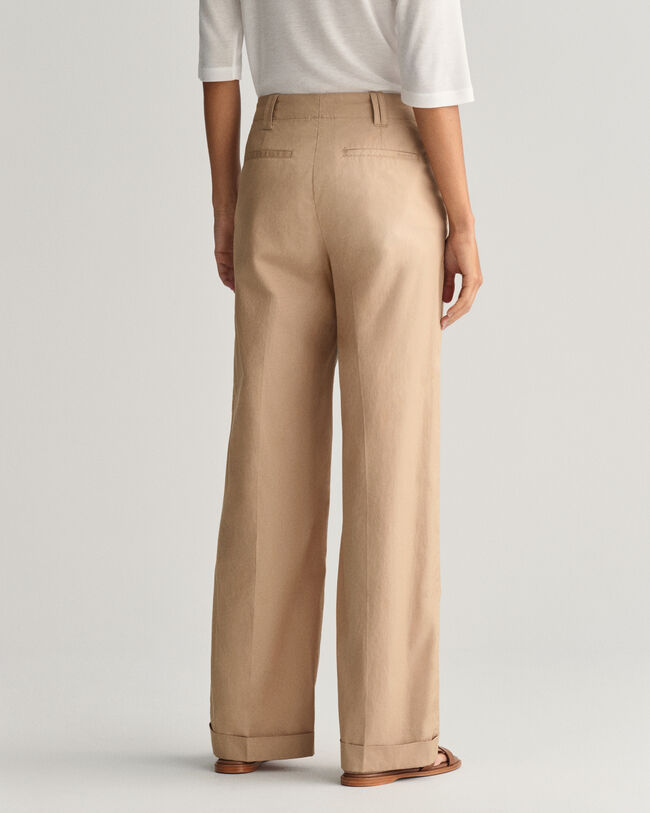 Pantaloni chino leggeri relaxed fit