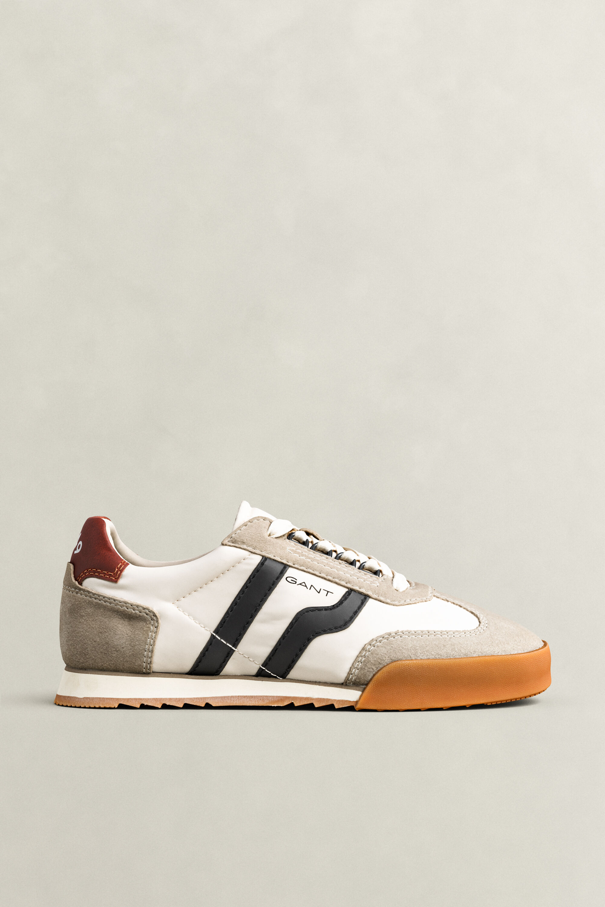 Sneakers Baylle in camoscio