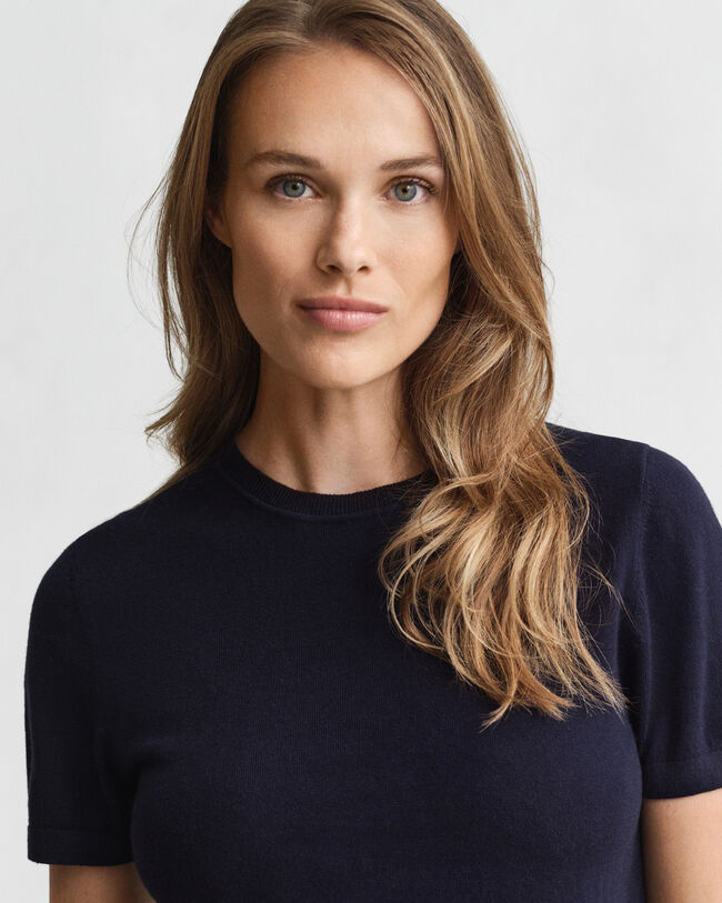 Maglia girocollo leggera a maniche corte