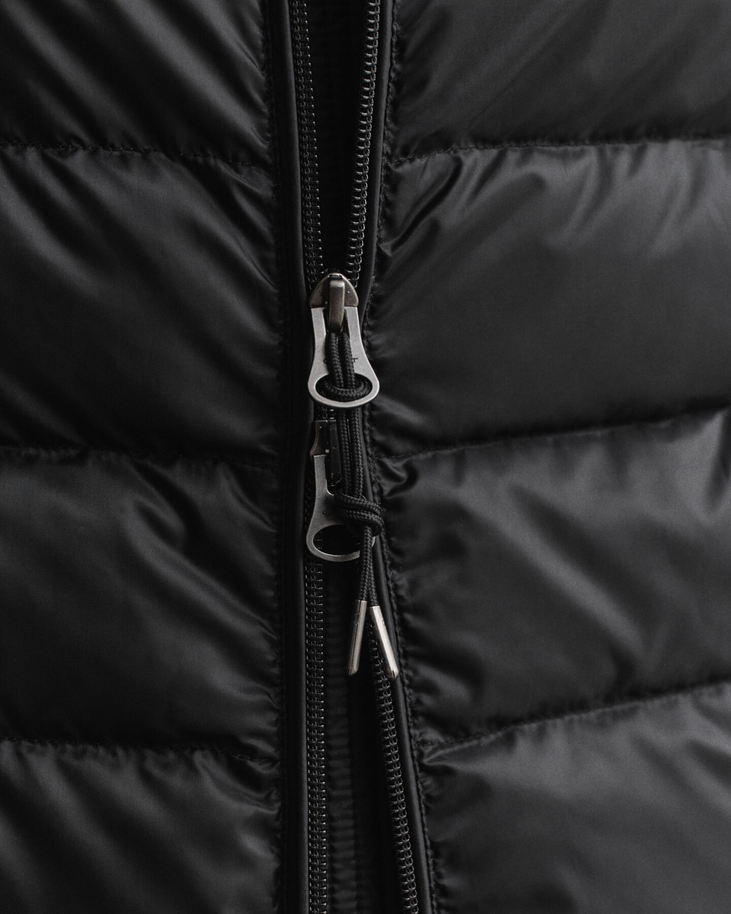 Smanicato leggero in piumino