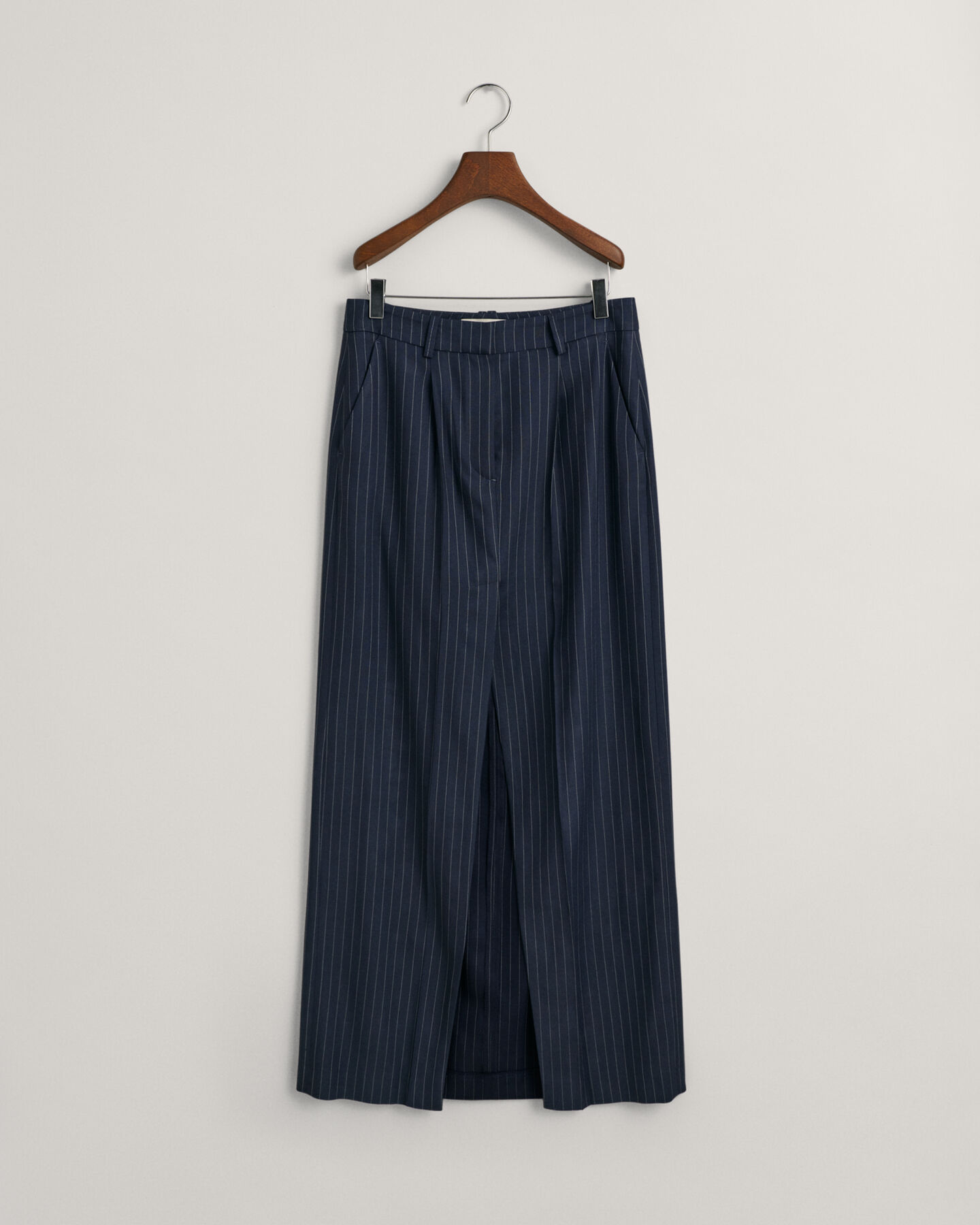 Gonna lunga gessata con pinces