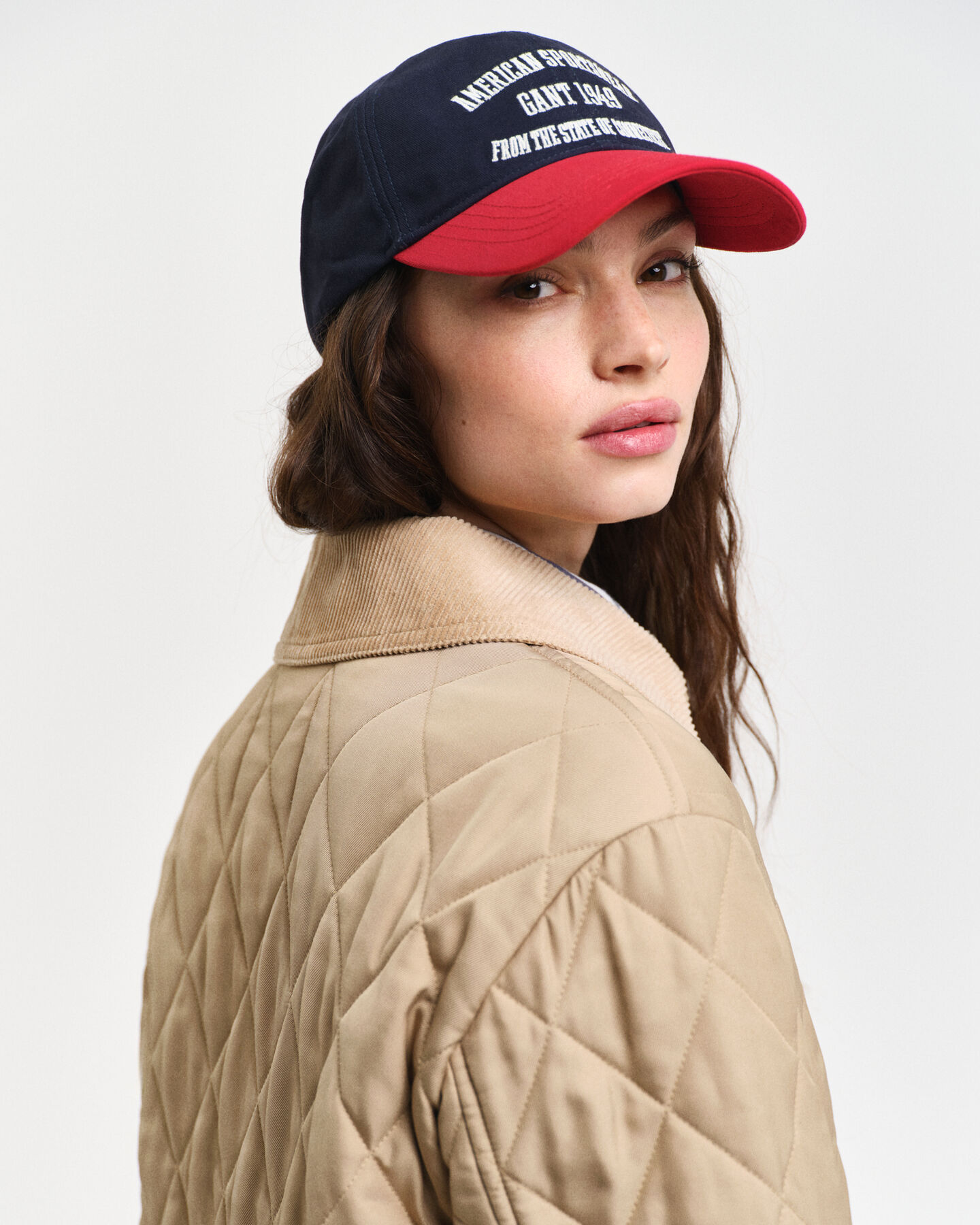 Piumino trapuntato con dettagli in velluto a coste