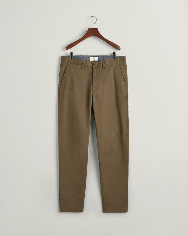 Pantaloni chino in twill stretti in fondo