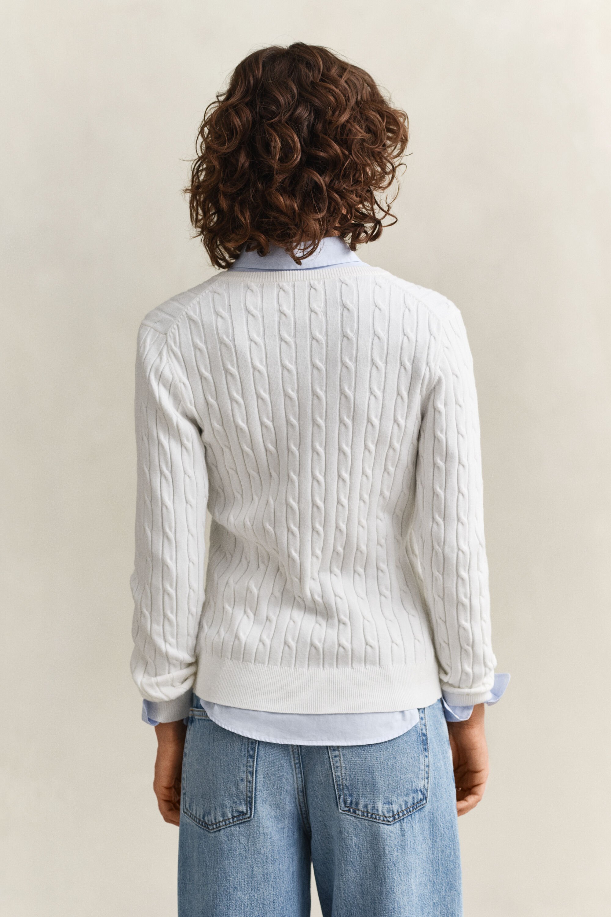 Cardigan in maglia con lavorazione a trecce