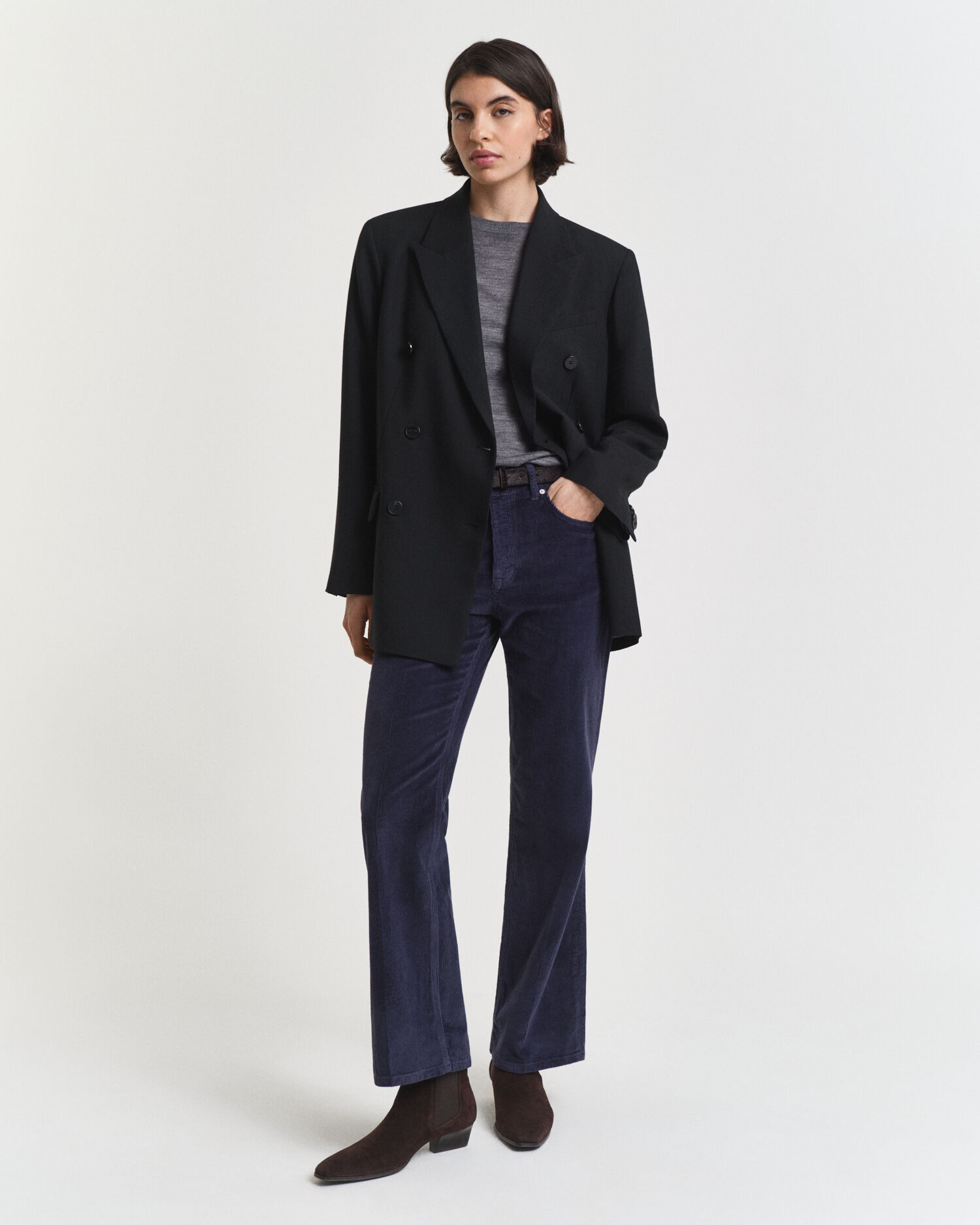 Jeans svasati in velluto a coste