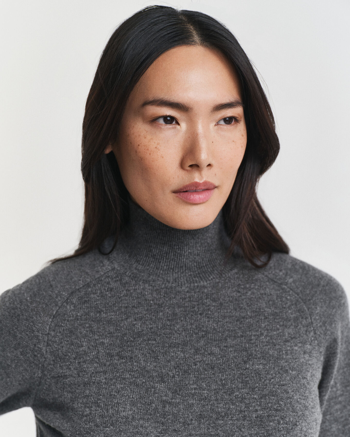 Abito in pregiata e finissima lana d’agnello lavorata a maglia