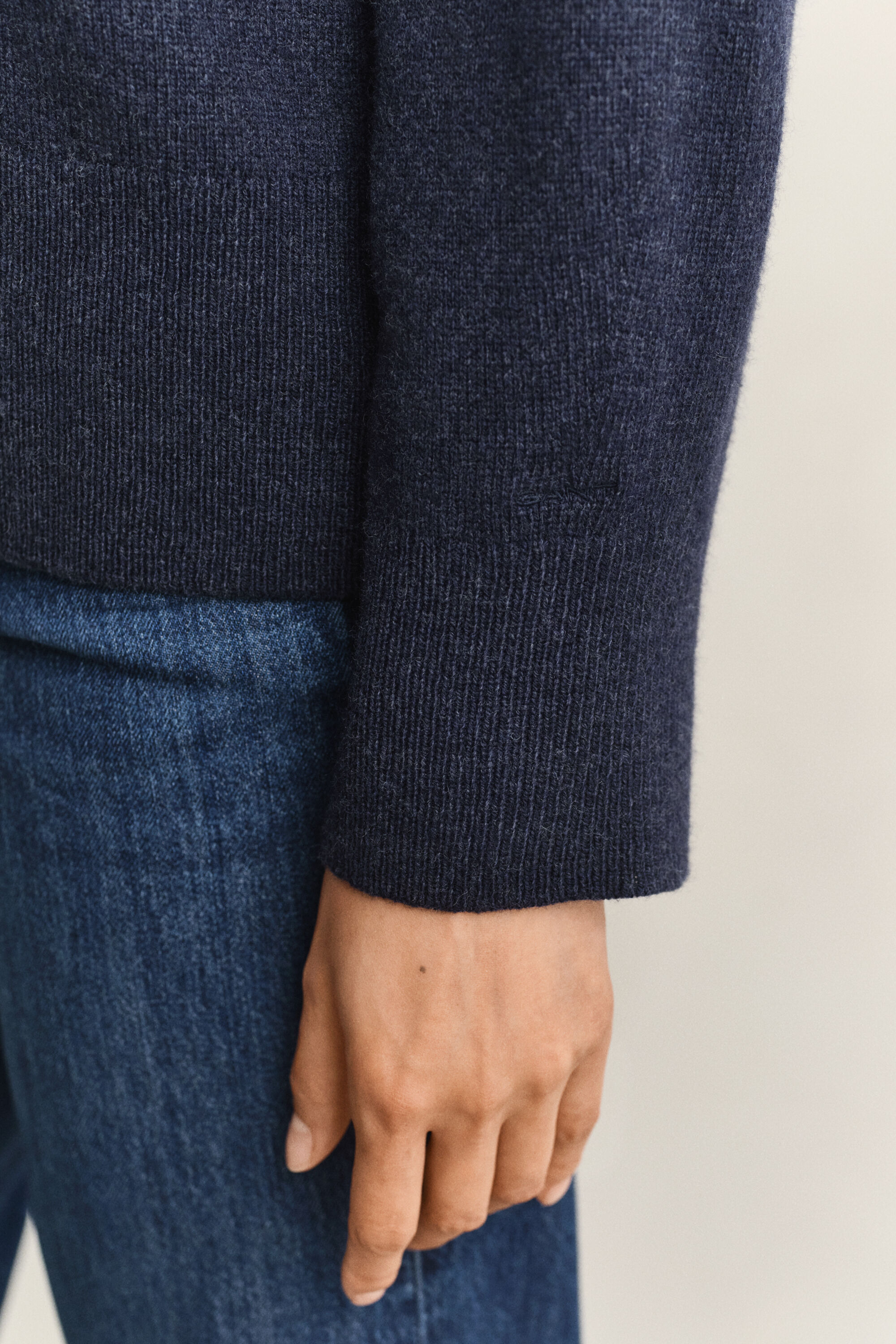 Maglia a collo alto in cashmere e lana