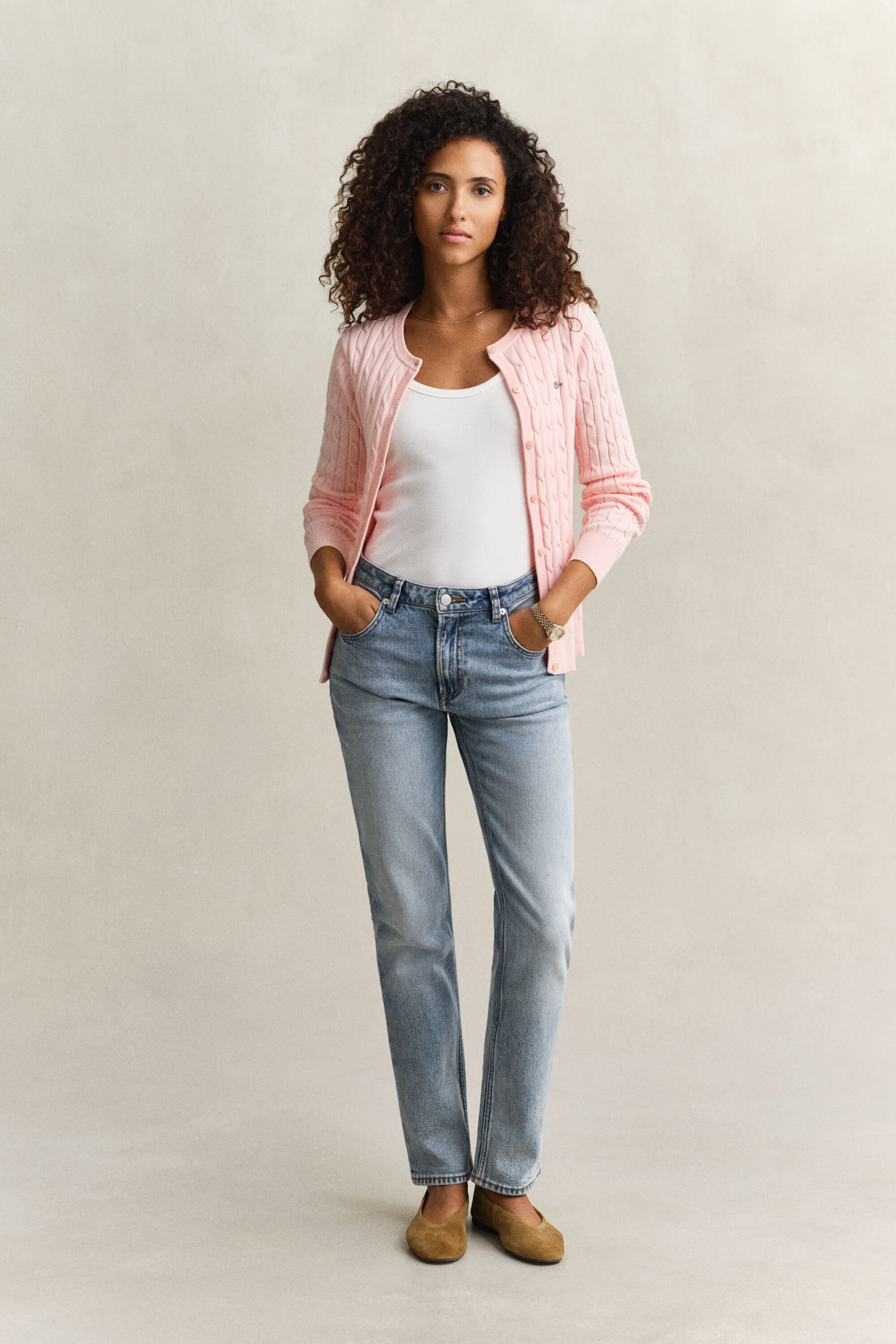 Cardigan in maglia con lavorazione a trecce