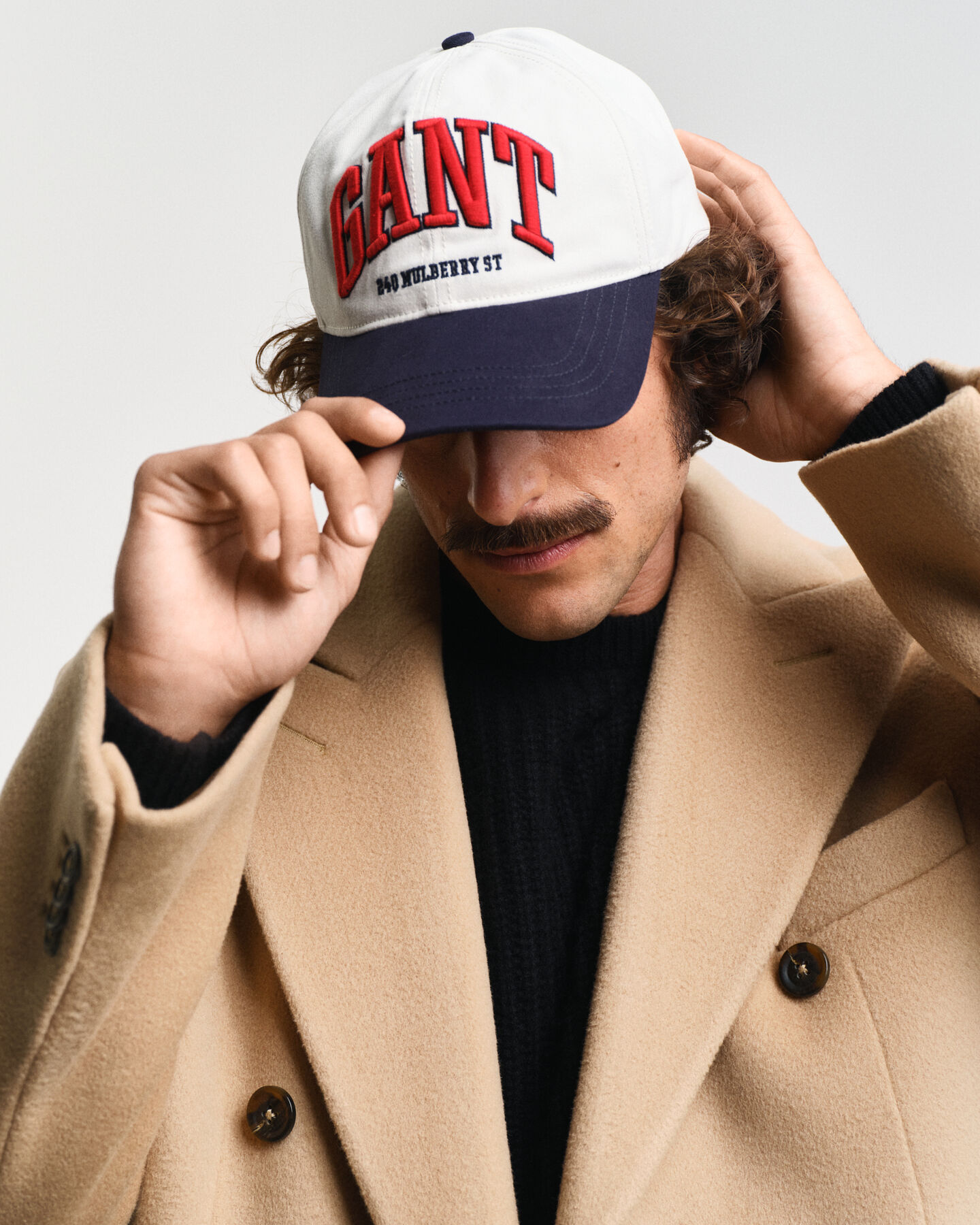 Cappellino 240 Mulberry St Arch Varsity