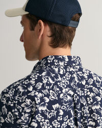 Camicia a maniche corte in misto cotone-lino con stampa floreale regular fit