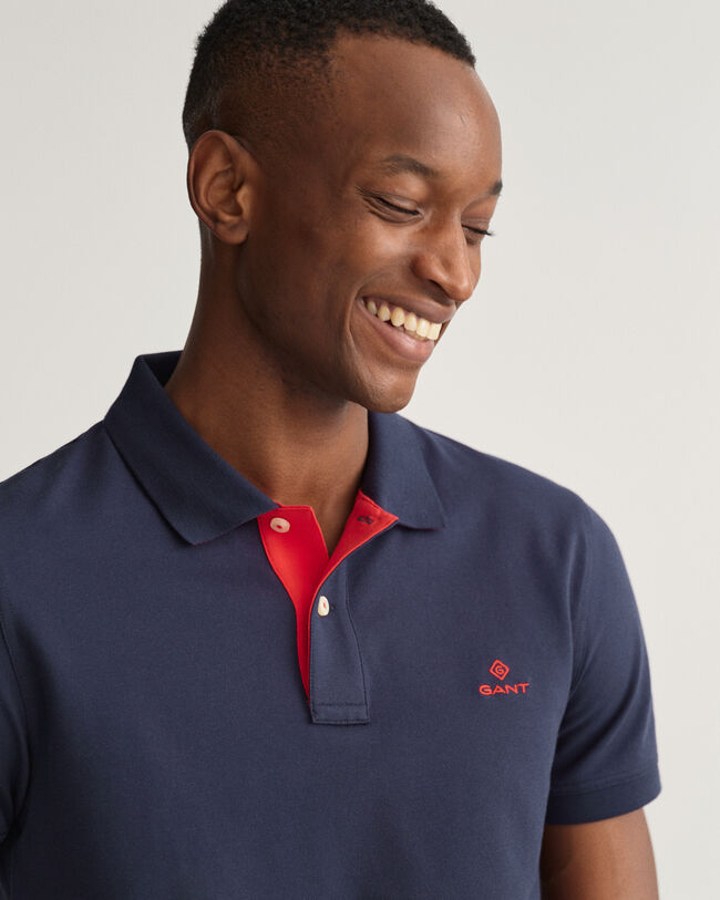 Rugger in piqu&eacute; con colletto a contrasto