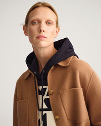 Giacca-camicia cucita a mano