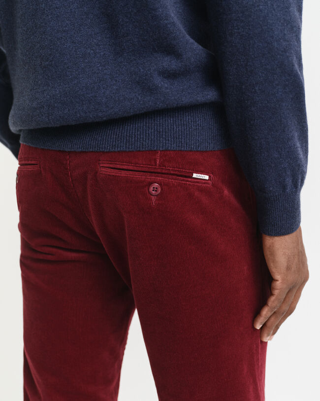 Pantaloni chino in velluto a coste slim fit