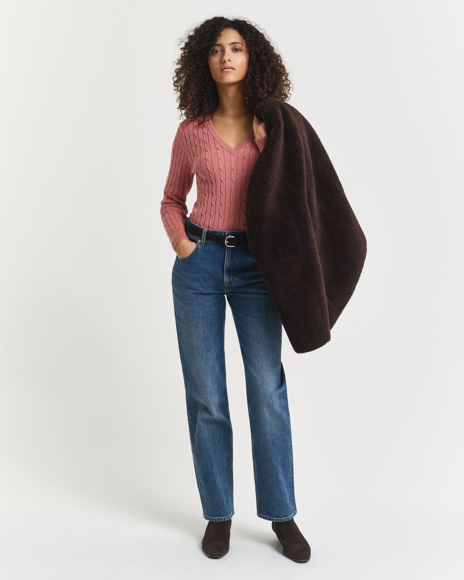 Maglia con scollo a V in cotone elasticizzato a trecce