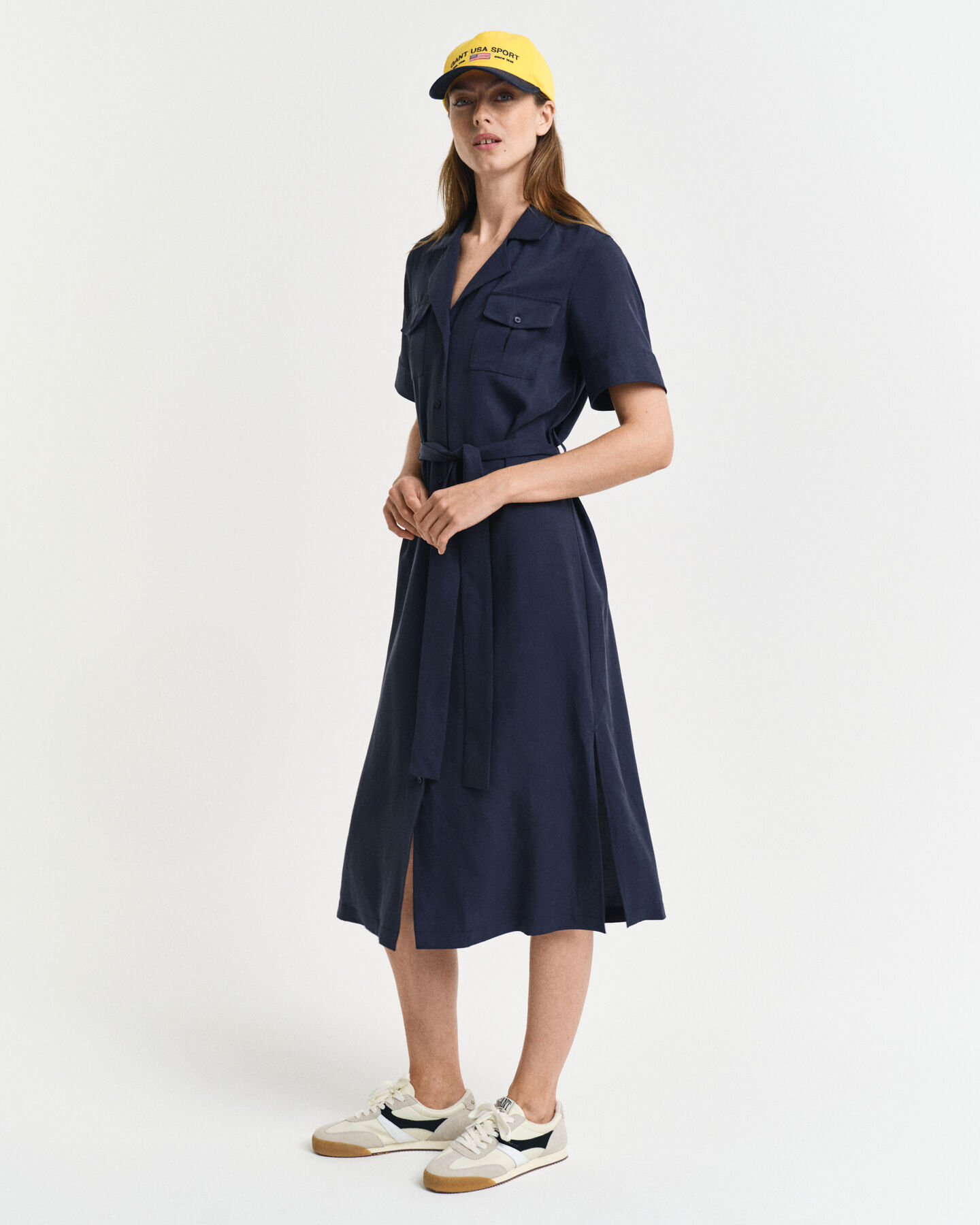 Abito con tasche regular fit