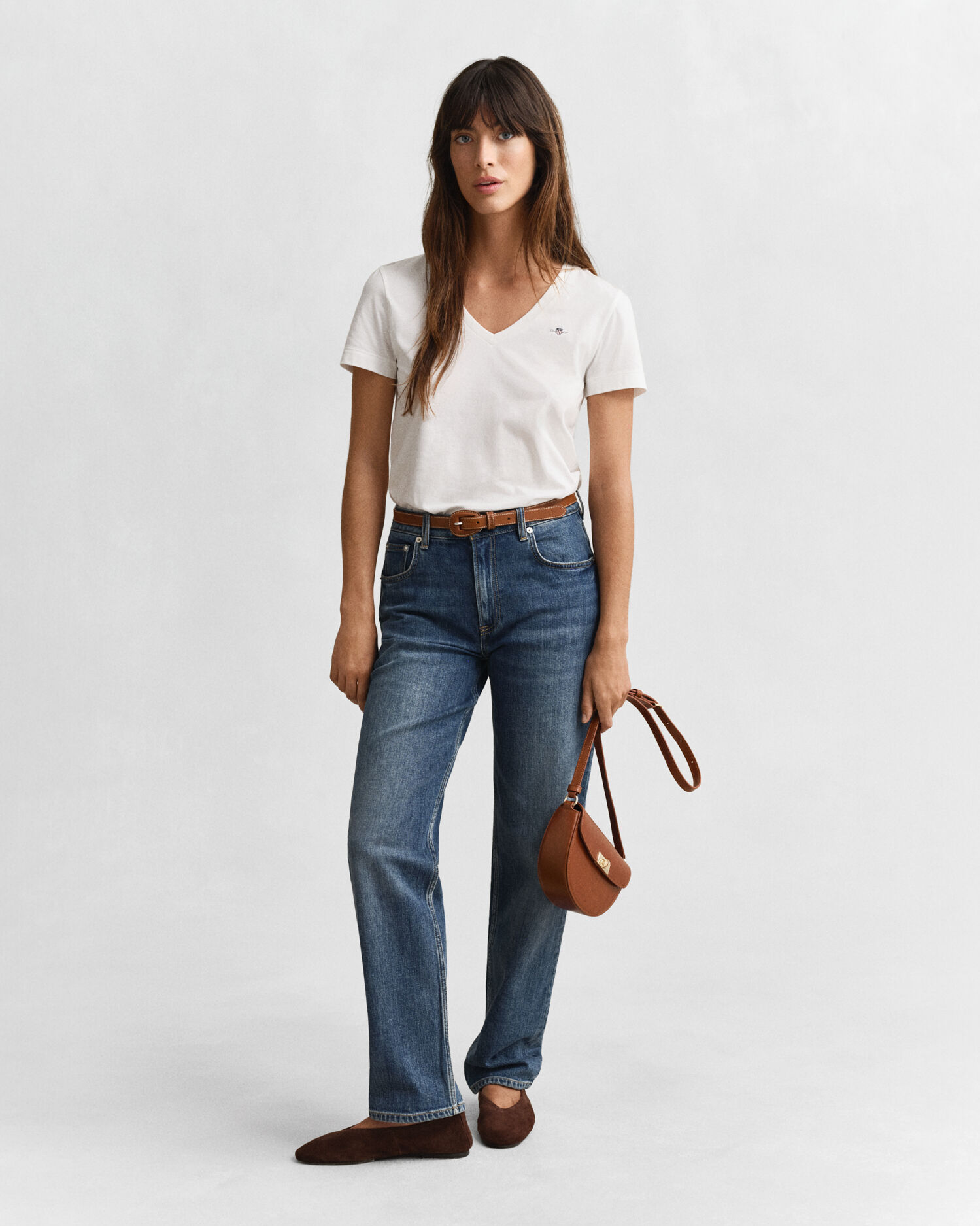 T-shirt Shield con scollo a V