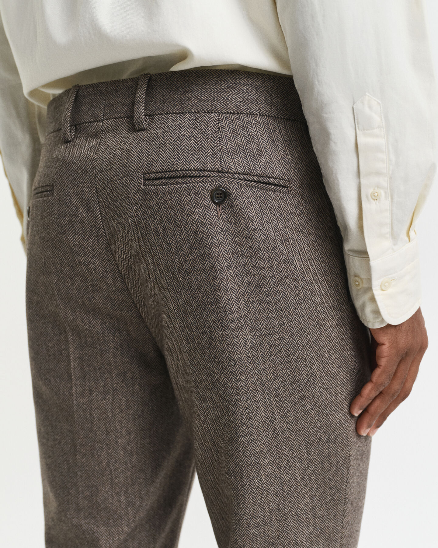 Pantaloni da abito con motivo a spina di pesce in flanella slim fit