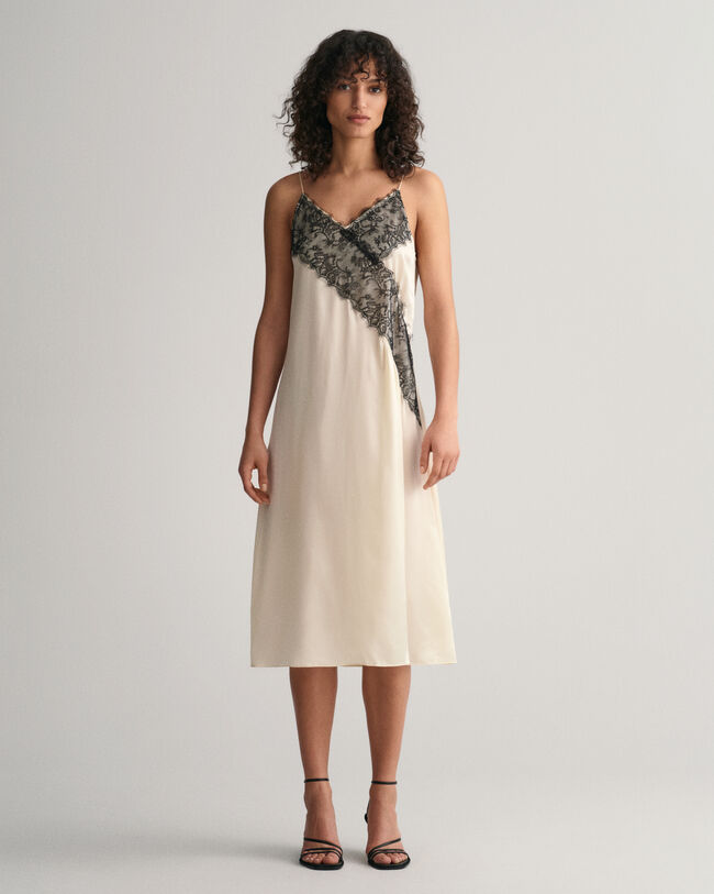 Abito a camicetta in pizzo