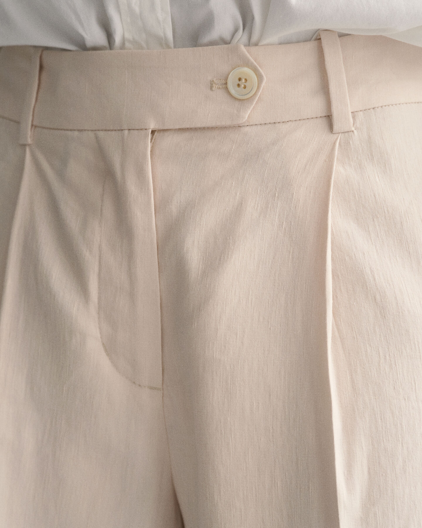 Pantaloncini di lino elasticizzati