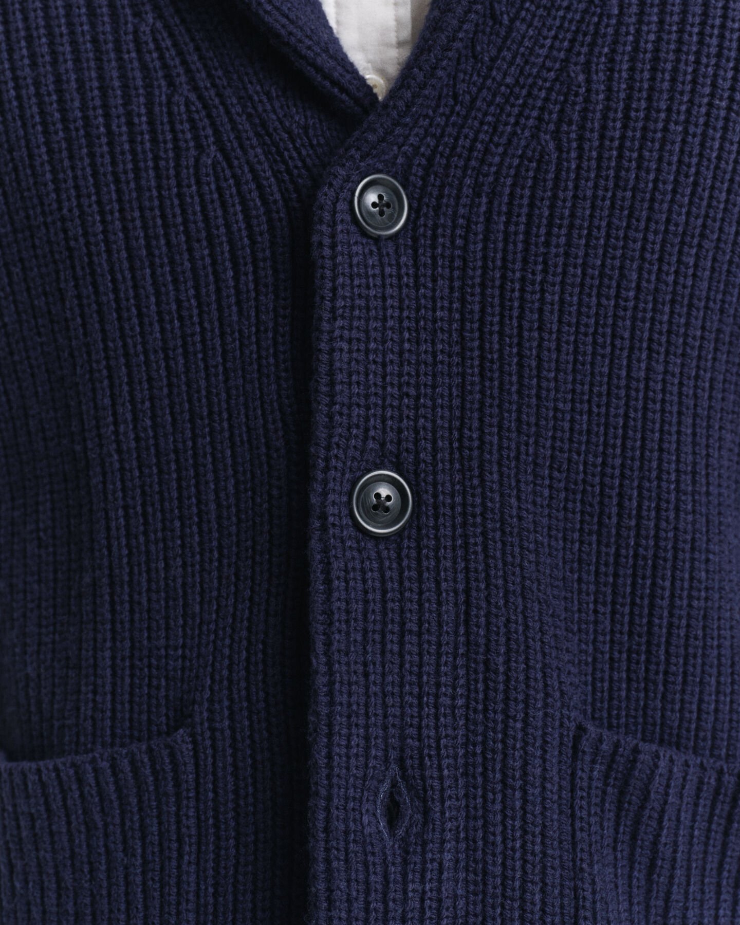 Cardigan con collo sciallato in misto lana