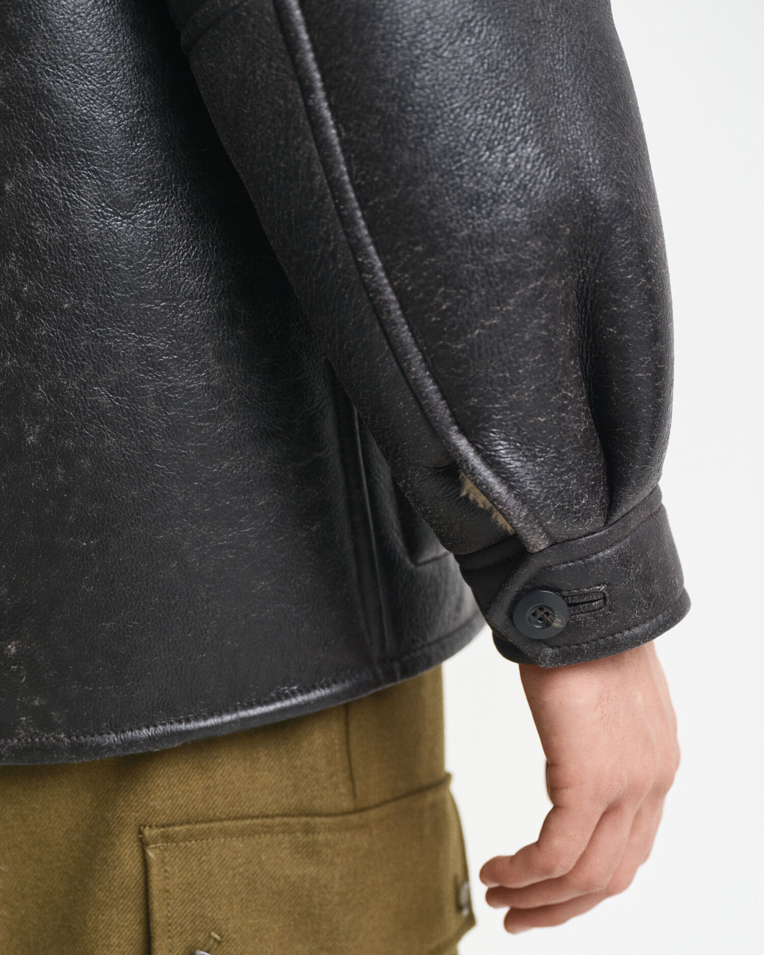 Giacca in pelle di montone dall’aspetto vissuto