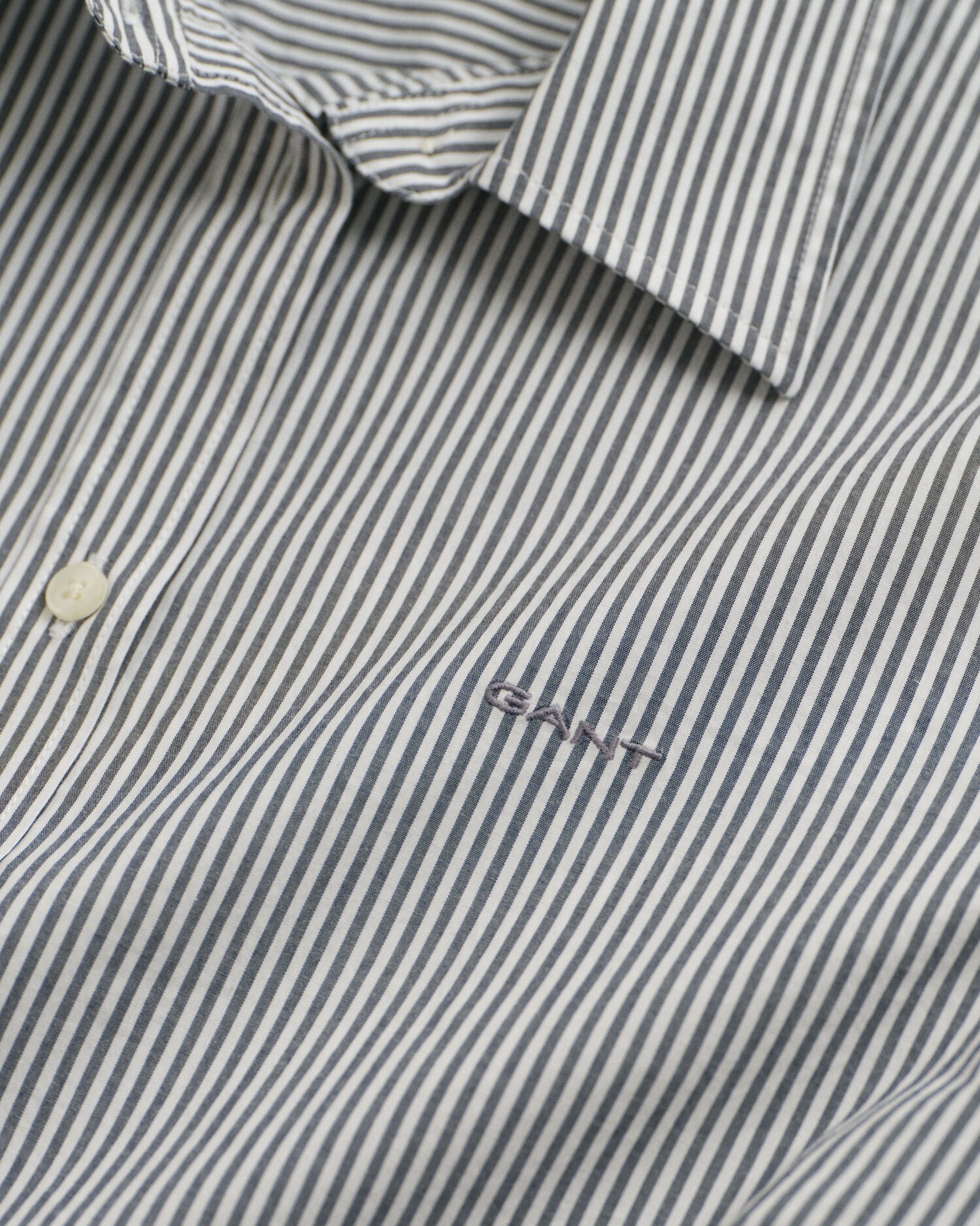 Camicia in popeline a righe slim fit